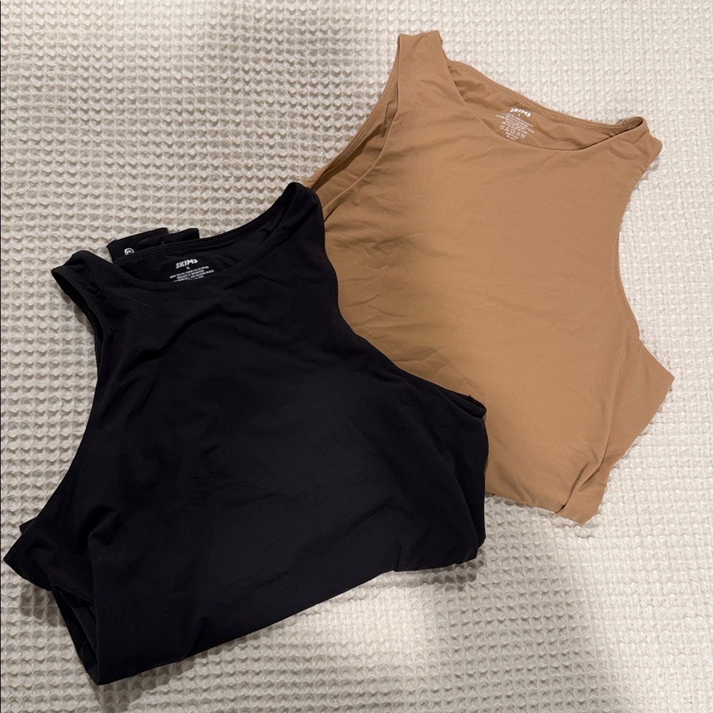 SKIMS BUNDLE! fits everybody bodysuits - black & tan XL